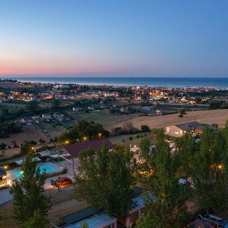 Agricampeggio Abbruzzetti Marina Palmense Exteriér fotografie